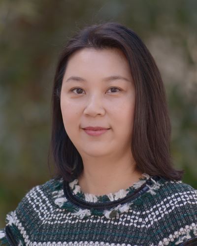 2017-18 Staff Photo of H. Lui